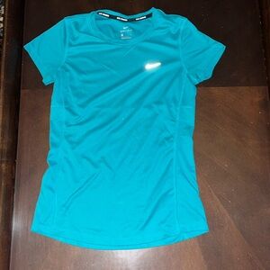 Nike Dri-fit Running shirt in a sea green